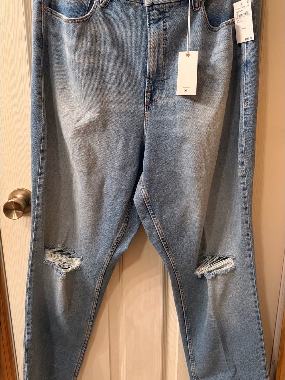 Good American Light Blue Good Icon stretch Straight Leg Jeans - 16